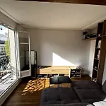 Superb Modern Apartment With Balconies 2P