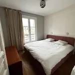 Superb Modern Apartment With Balconies 2P